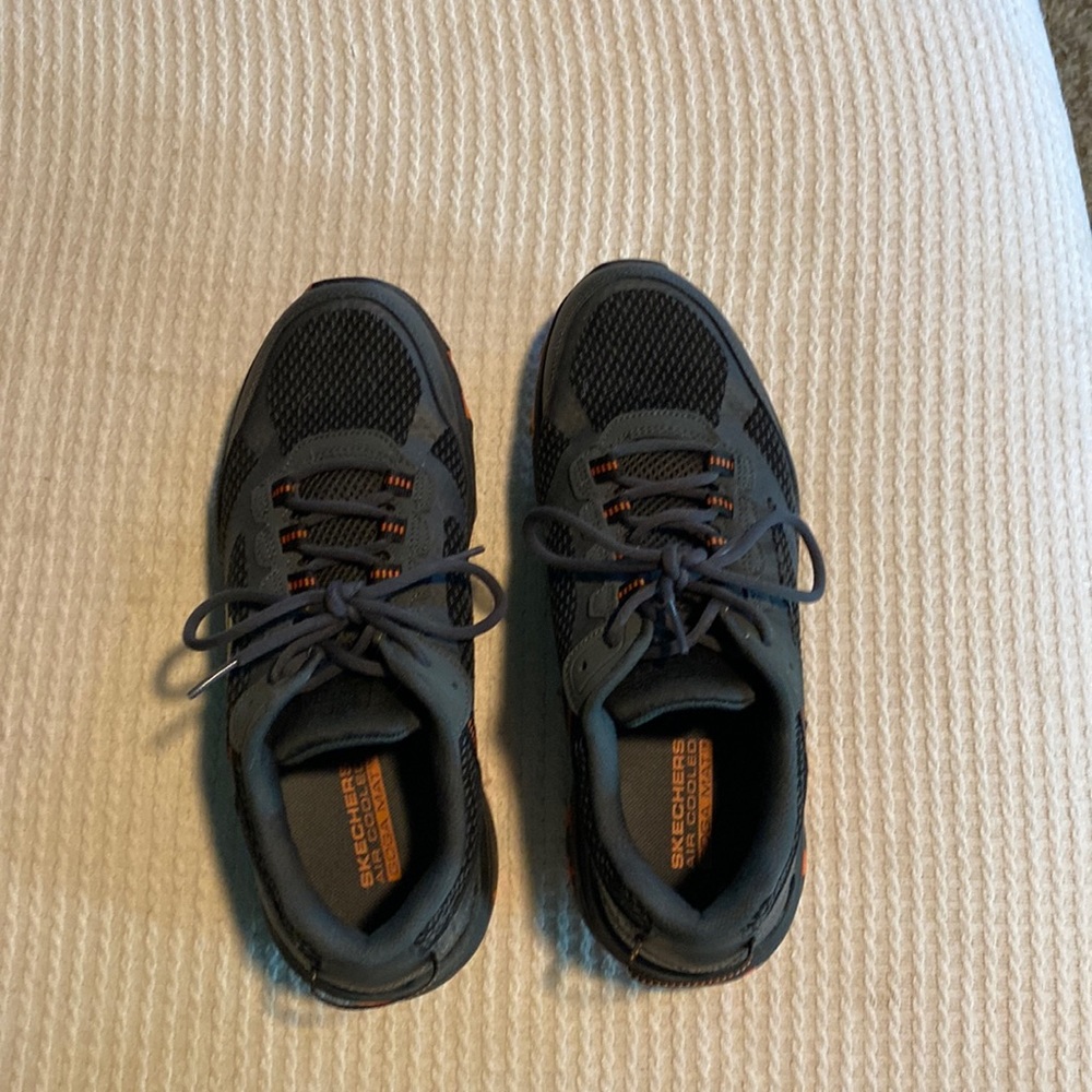 Sketchers running shoes